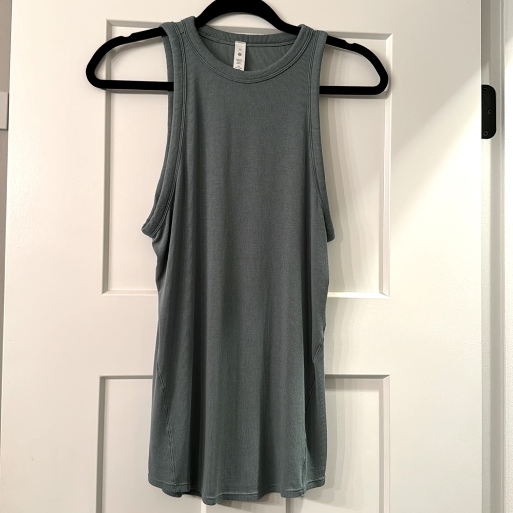 Lululemon Tank